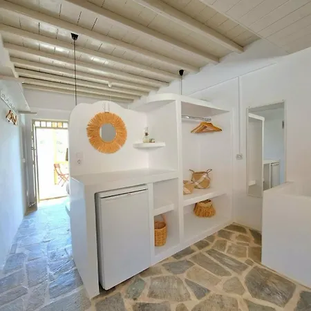 Milos Salty Breeze Boathouse Πλάκα Μήλου